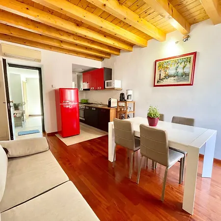 Piccolo Duomo Apartment *